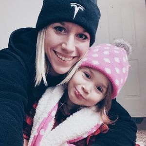 Meet your Posher, Layla